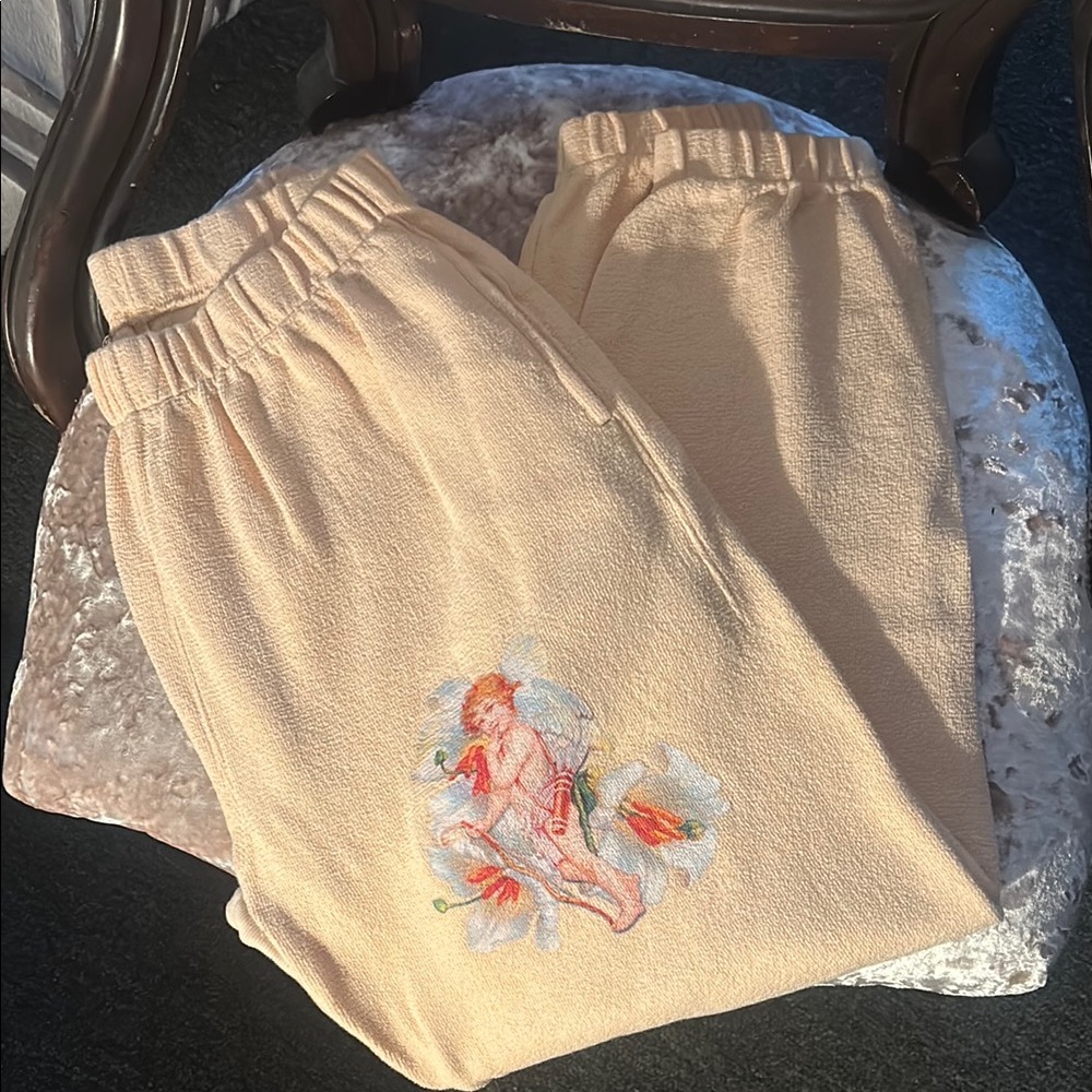Embroidered Angel Sweatpants in Cream Boys Lie
